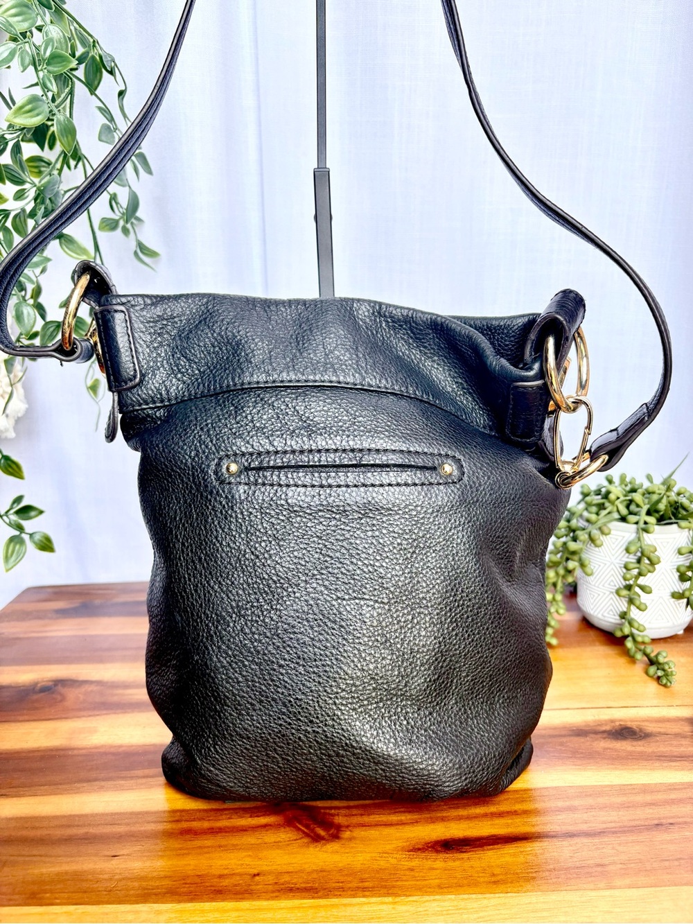 B. Makowsky Westbourne Convertible Crossbody Shoulder Bag - Black/Gold - Y2K - Picture 2 of 14